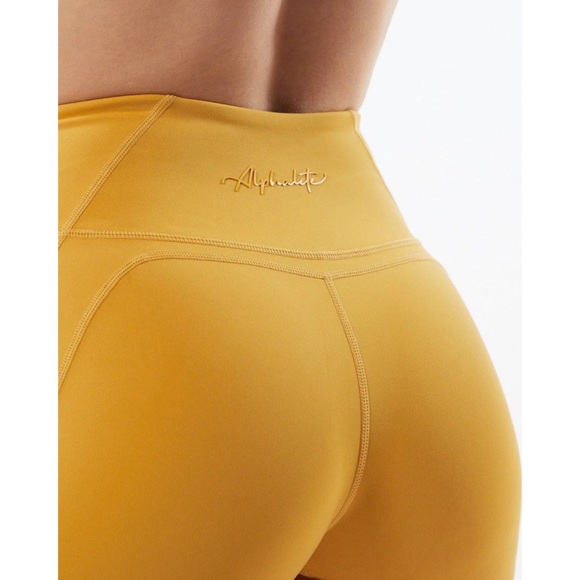 Alphalete XS/S Pulse Surge Shorts in Exotic Yellow - Picture 2 of 11